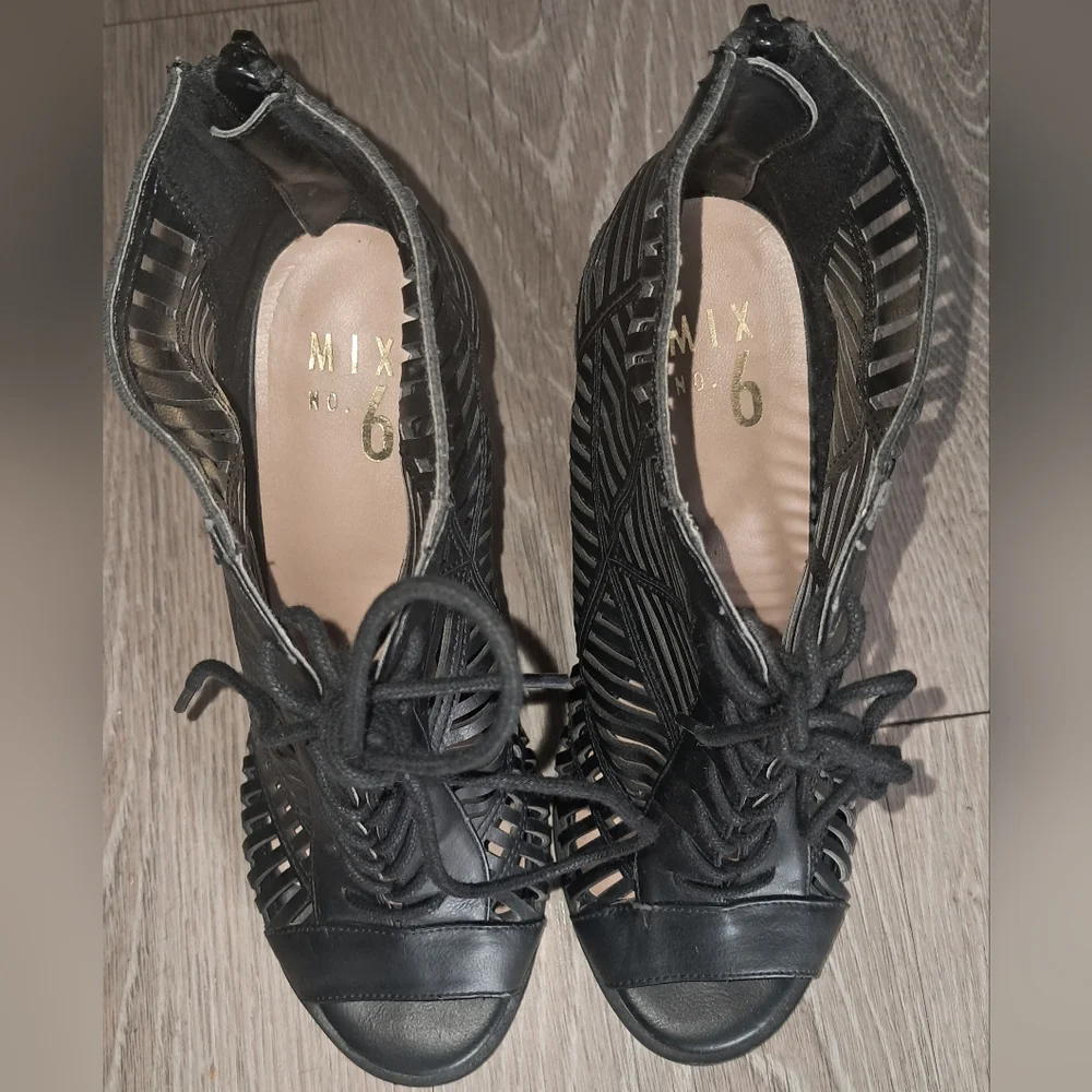 Mix No. 6 Size 8 Womens Black Strappy Heeled Boots - Picture 10 of 12